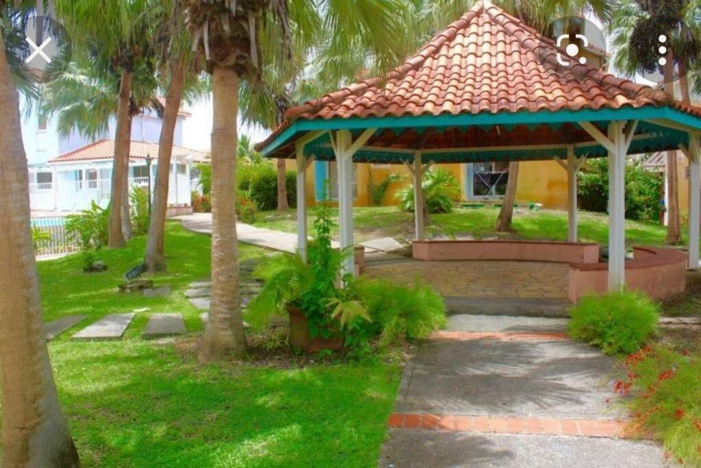 Appartement A Saint-Anne - Residence Beauregard 圣安娜 外观 照片